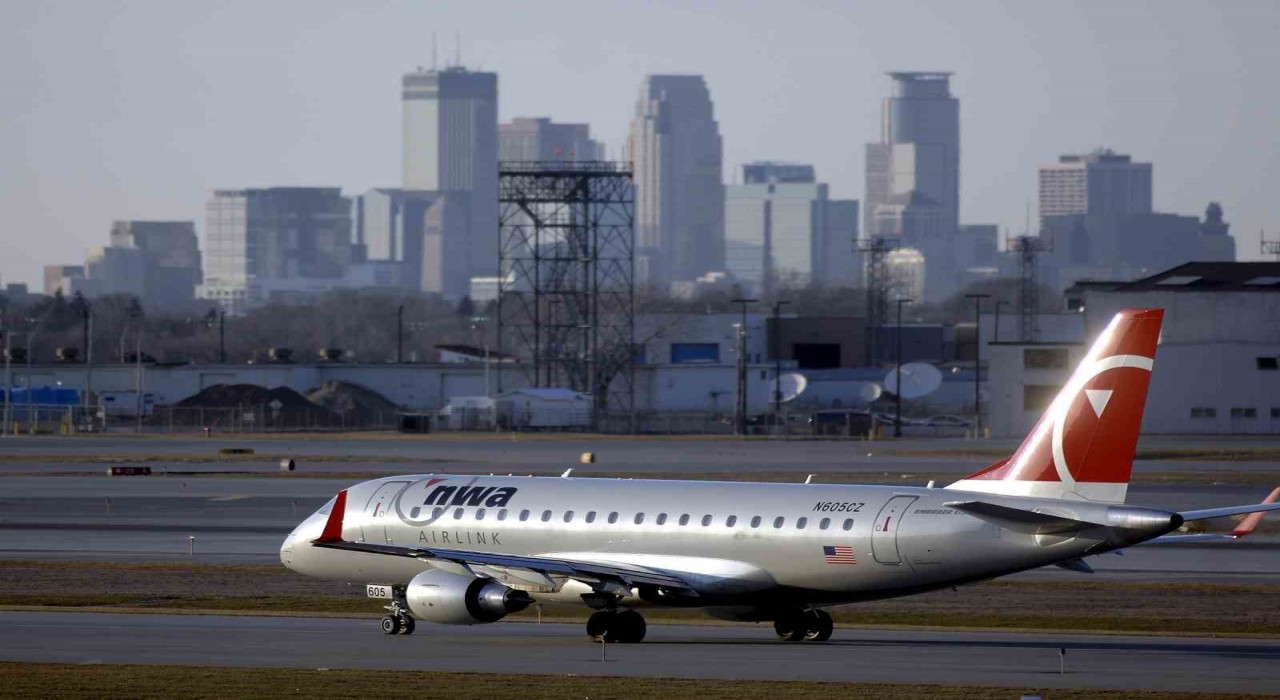 Hükümetin kapalı kaldığı ABDde sivil havacılık sektöründeki yaklaşık 60 bin çalışanın maaşı ödenemedi