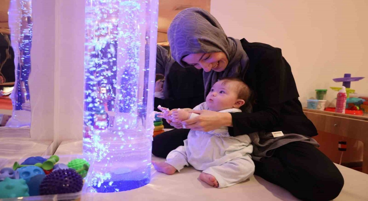 Hümeyra bebek Goncada engelleri aşıyor