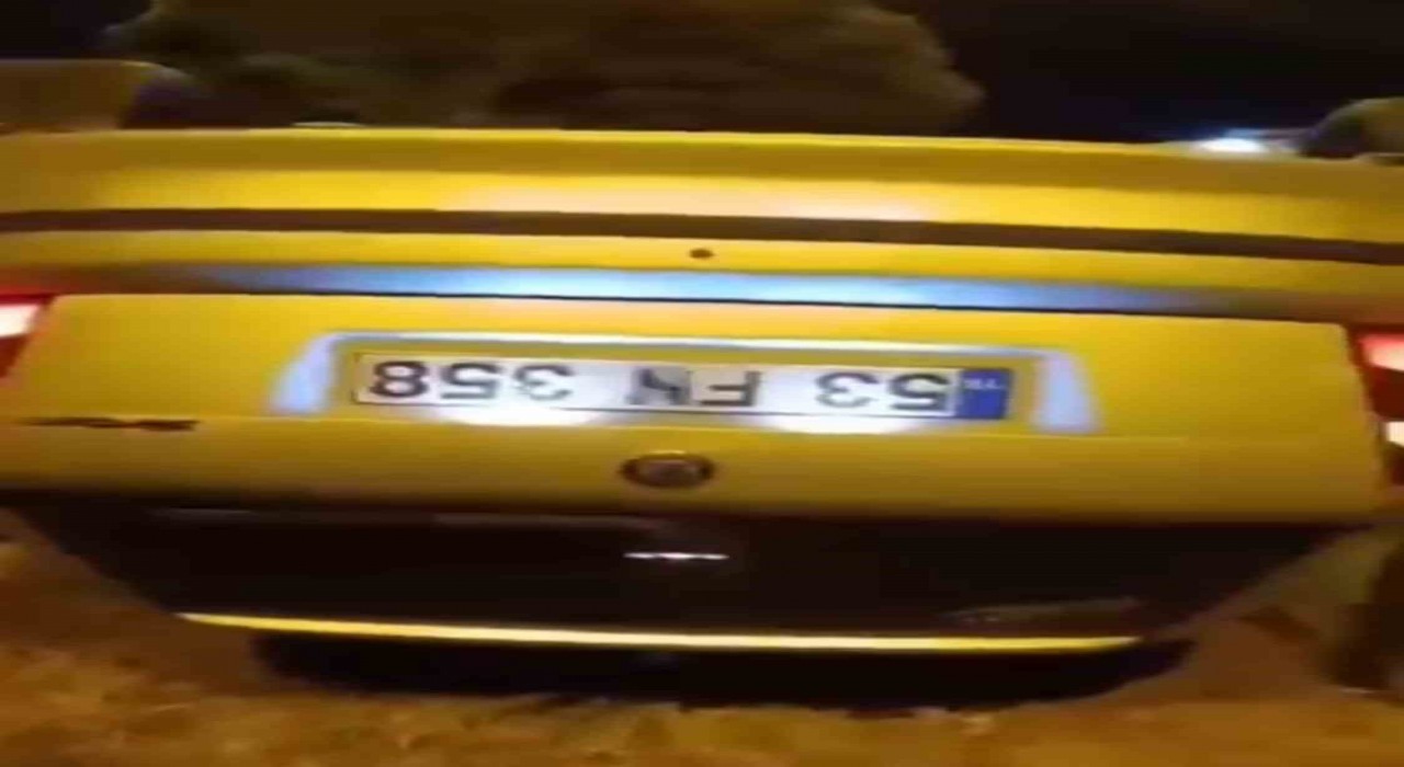 Iğdır-Tuzluca yolunda kaza: Otomobil ters döndü, 1 kişi yaralandı