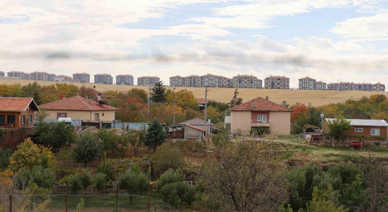 İmar sorununu çözemeyen muhtar: Mahalleye girecek yüzüm kalmadı, hep söz veriyorlar seçimlerden sonra askıya alınıyor