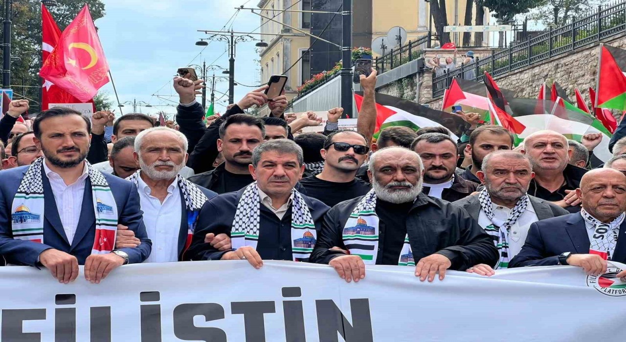 İstanbulda Filistine destek yürüyüşü düzenlendi