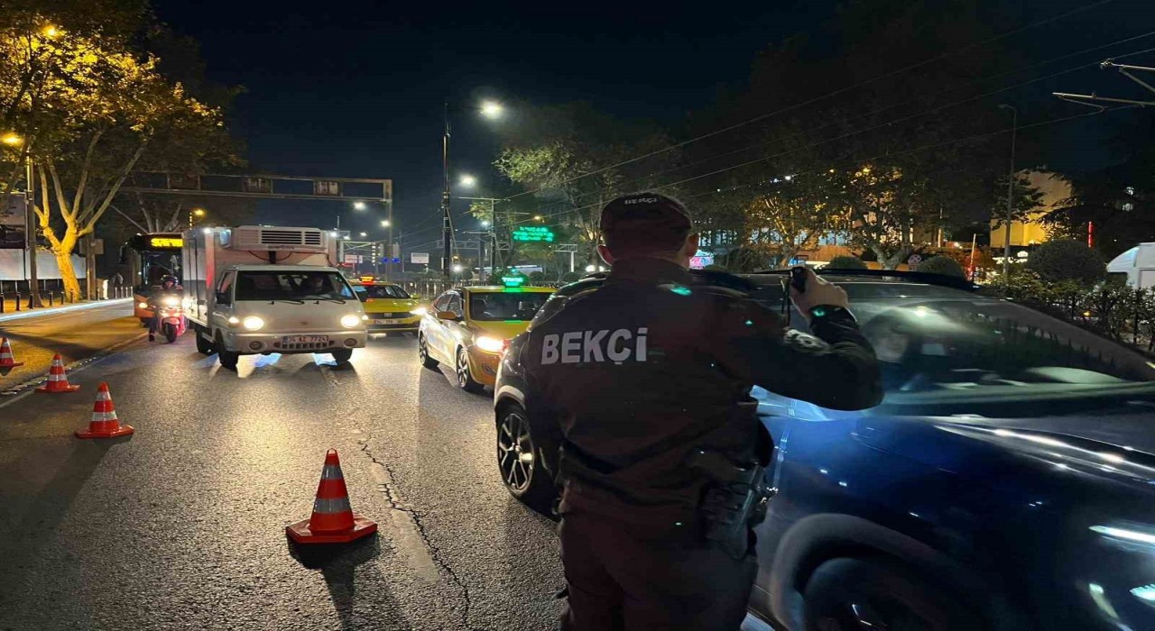 İstanbulda helikopter destekli huzur uygulaması