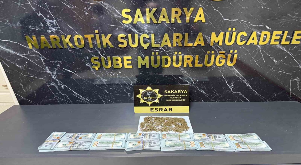 İstanbuldaki kuyumcu soygunundaki 130 bin dolar Sakaryada ele geçirildi