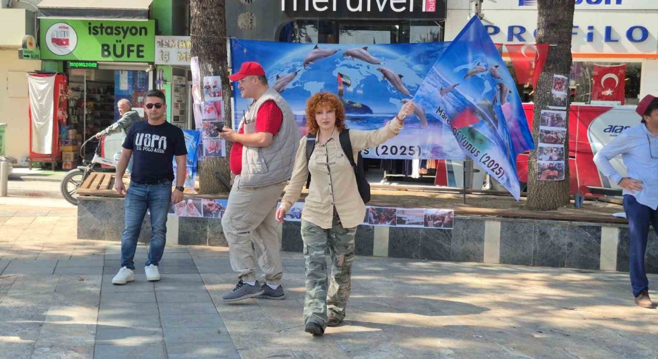 İstanbuldan yola çıkan Filistin destekçisi Düzceye ulaştı