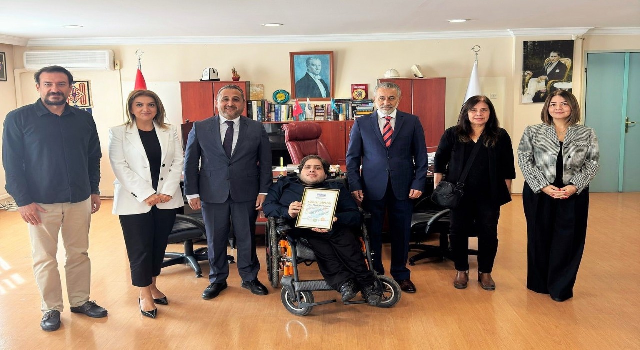 İZAZDER, Türk Dünyası Makale Yarışmasında İzmire 3 ödül kazandırdı