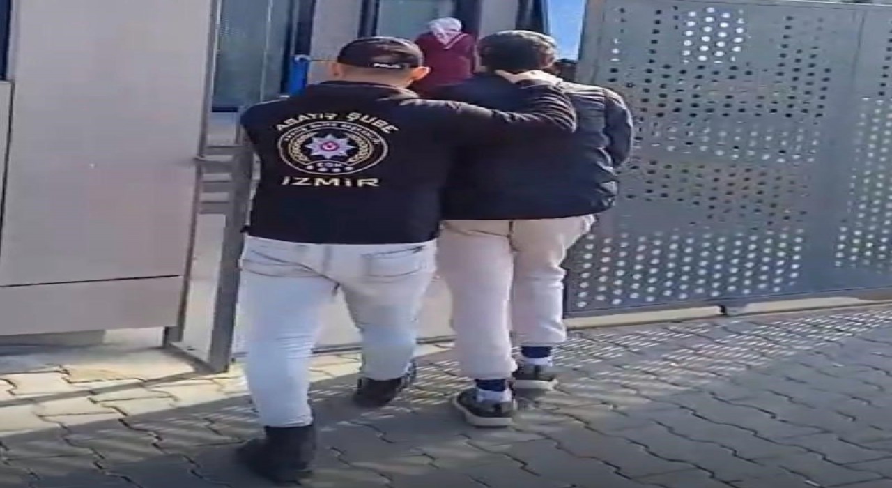 İzmirde 24 yılla aranan firari yakalandı