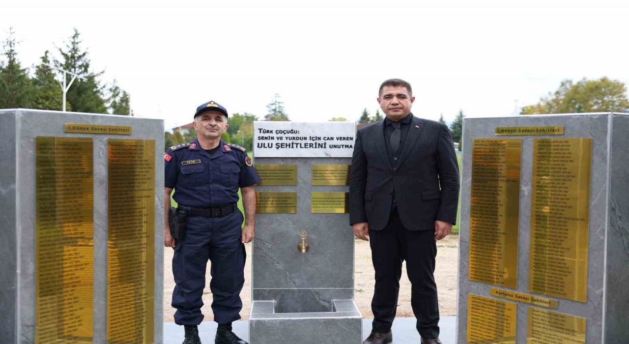 Jandarmada şehitler çeşmesi