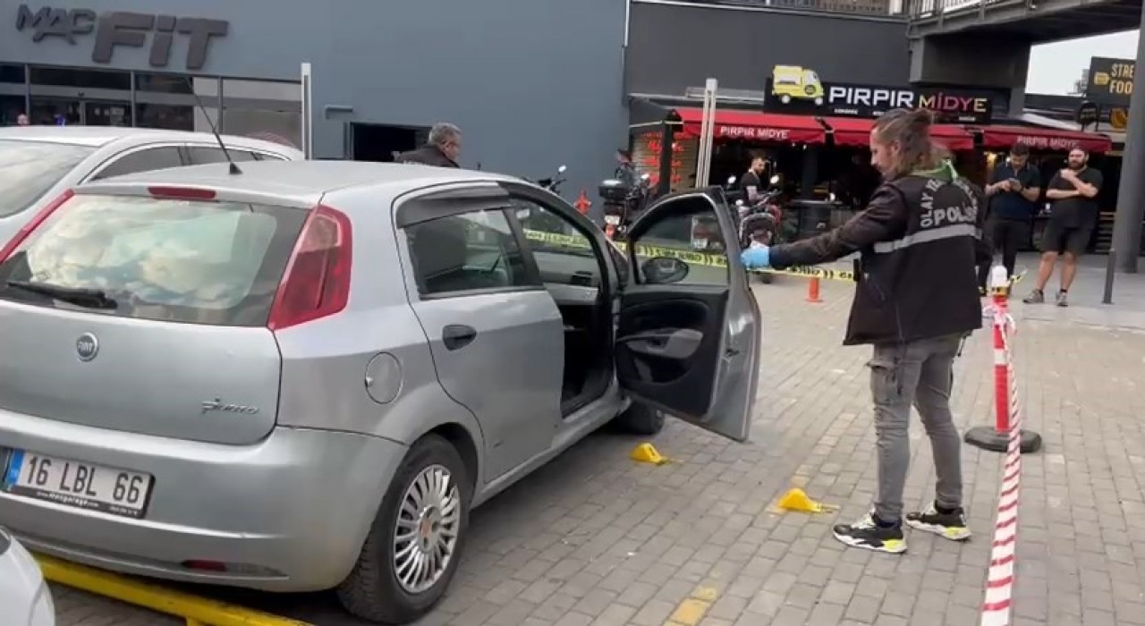 Kafenin sorumlu müdürüne kurşun yağdırdılar