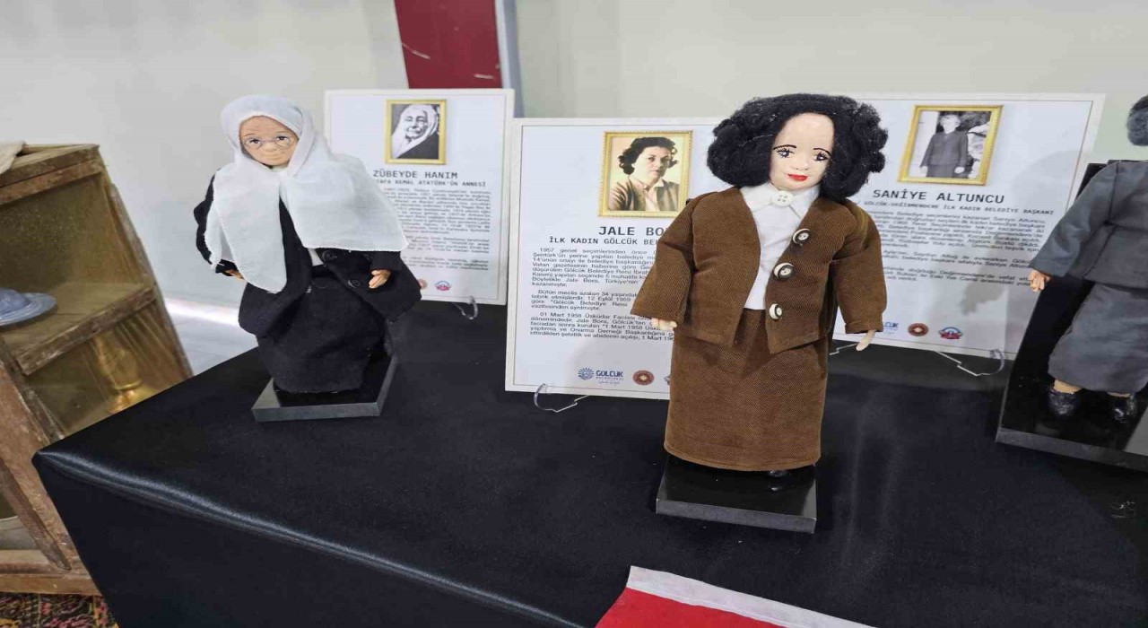 Kahraman Türk Kadınları ve Folklorik Bebekler Sergisi Gölcükte açıldı