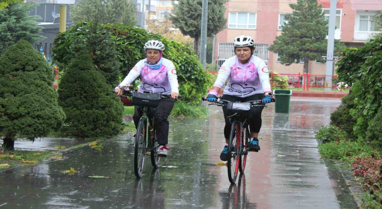 Kanseri yenen kadınlar mutluluk turuna çıktı: Moralin bu hastalığı yenmek için ne kadar etkili olduğunu anlatıyoruz