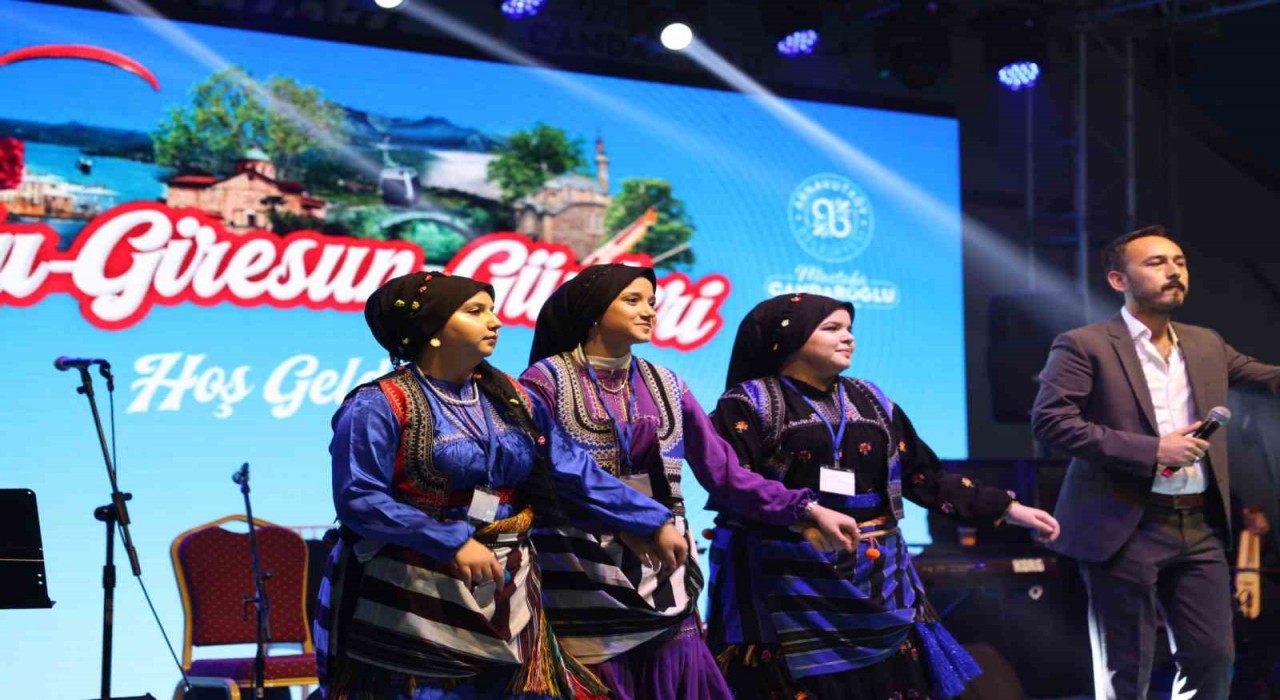 Karadenizin incileri Ordu ve Giresun Arnavutköyde buluştu