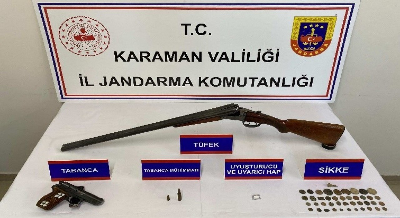 Karamanda tarihi eser ve ruhsatsız silah ele geçirildi: 7 tutuklama