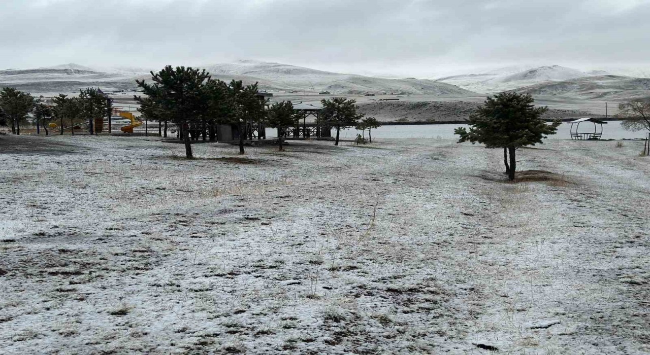 Karayazıda karla gelen güzellik