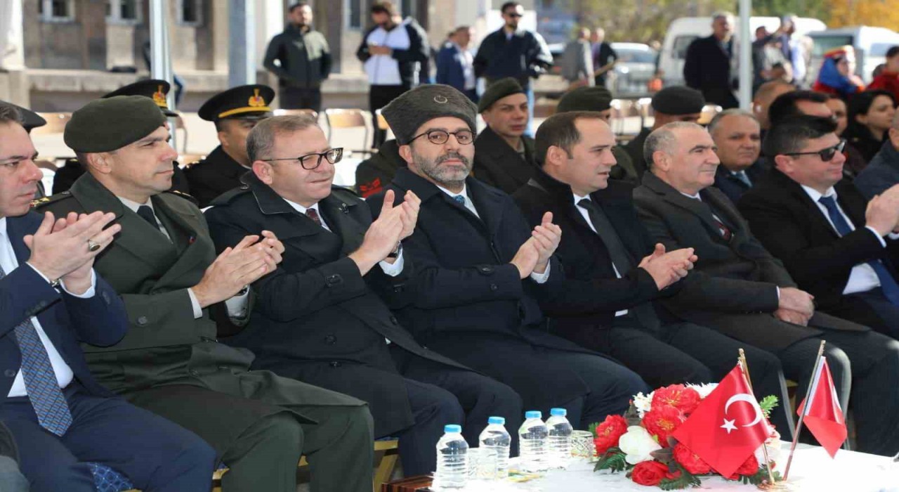 Karsın düşman işgalinden kurtuluşunun 105. yıl dönümü kutlandı