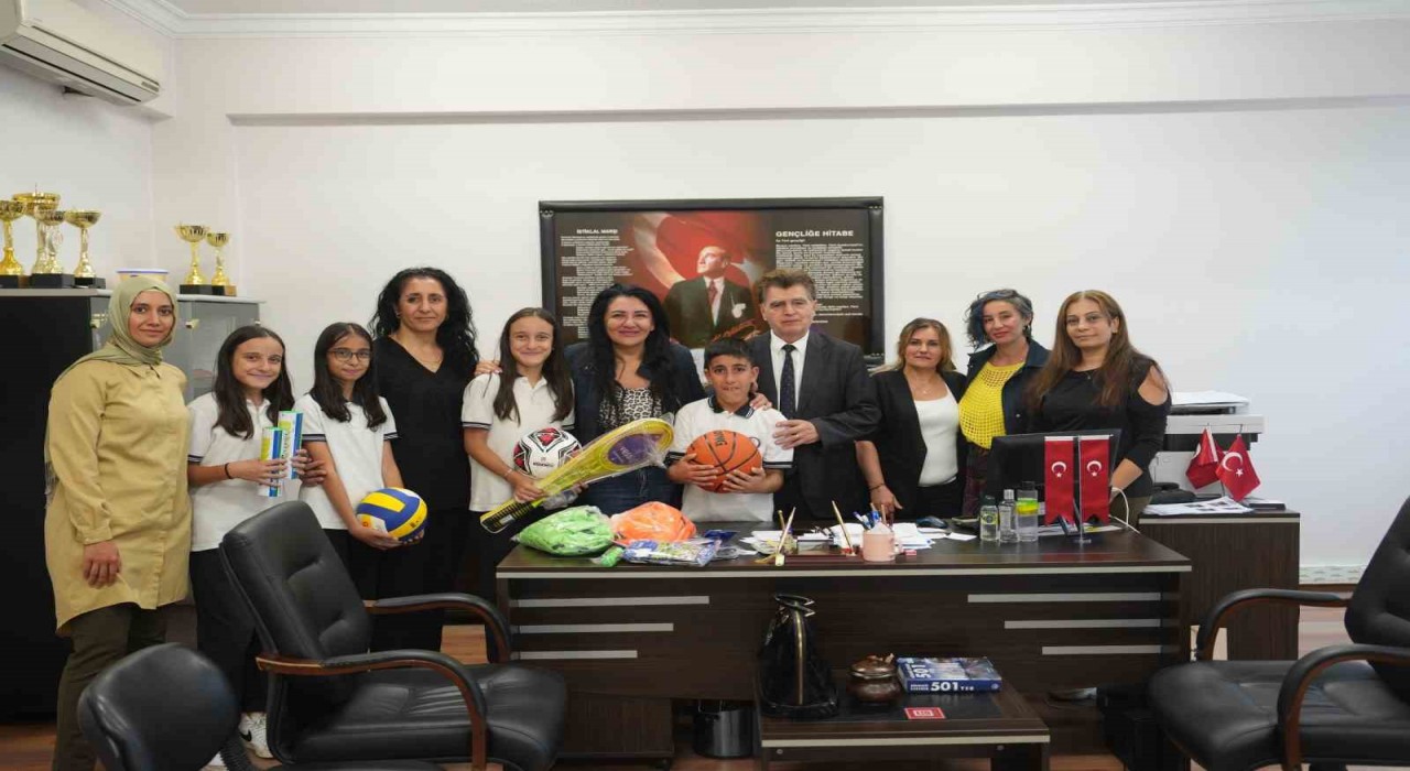 Kartal Belediyesinden öğrencilerle geri dönüşüm seferberliği