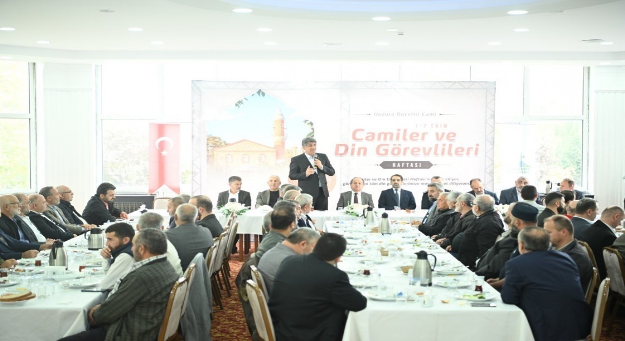 Kartepede din görevlileri unutulmadı