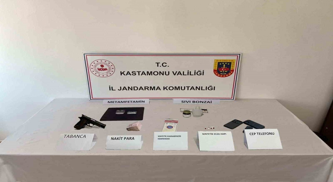 Kastamonuda uyuşturucuyla yakalanan 9 kişi gözaltına alındı