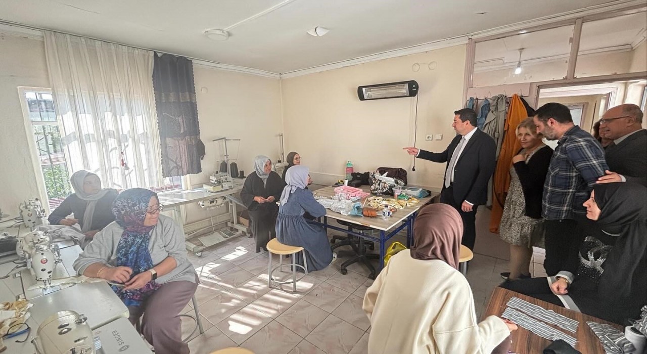 Kaymakam Evliceden Halk Eğitimi Merkezine ziyaret