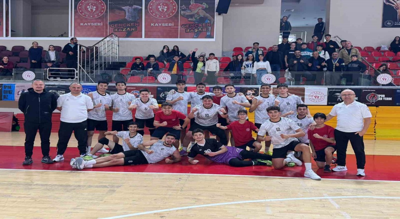Kayseri Elit Voleyboldan muhteşem geri dönüş