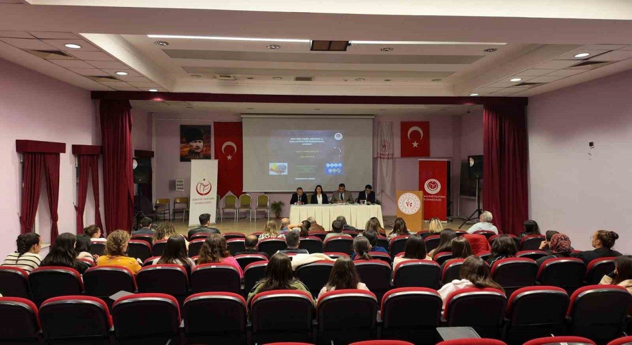 Kayseride voleybolun ilk yarısı değerlendirildi