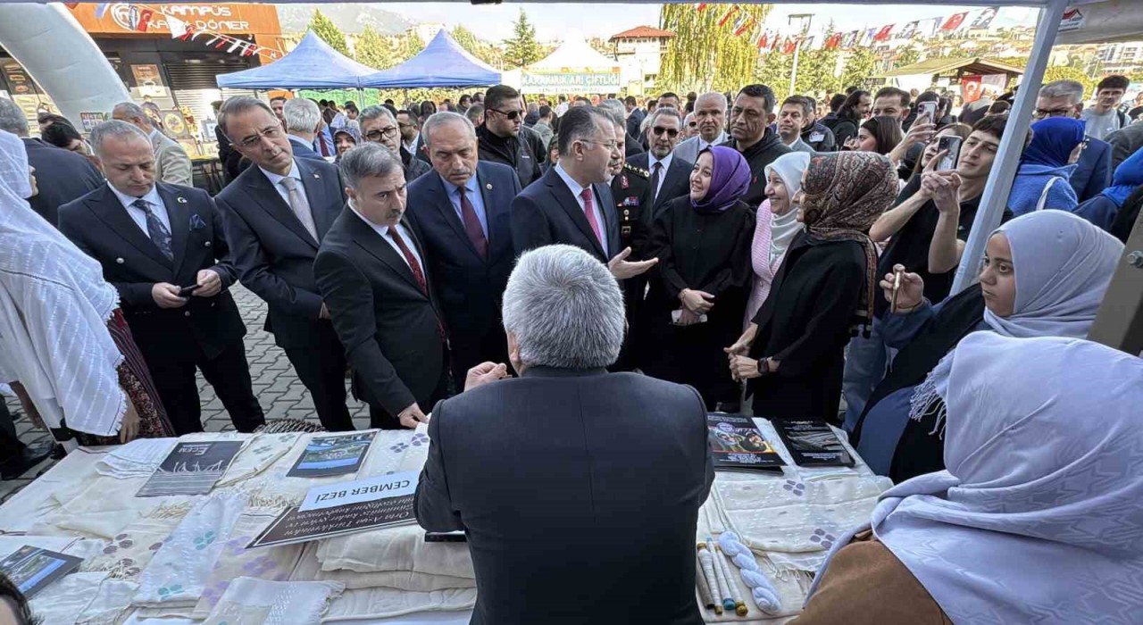 KBÜde 81 ilin kültürlerini tanıtan 2. KBÜFEST başladı