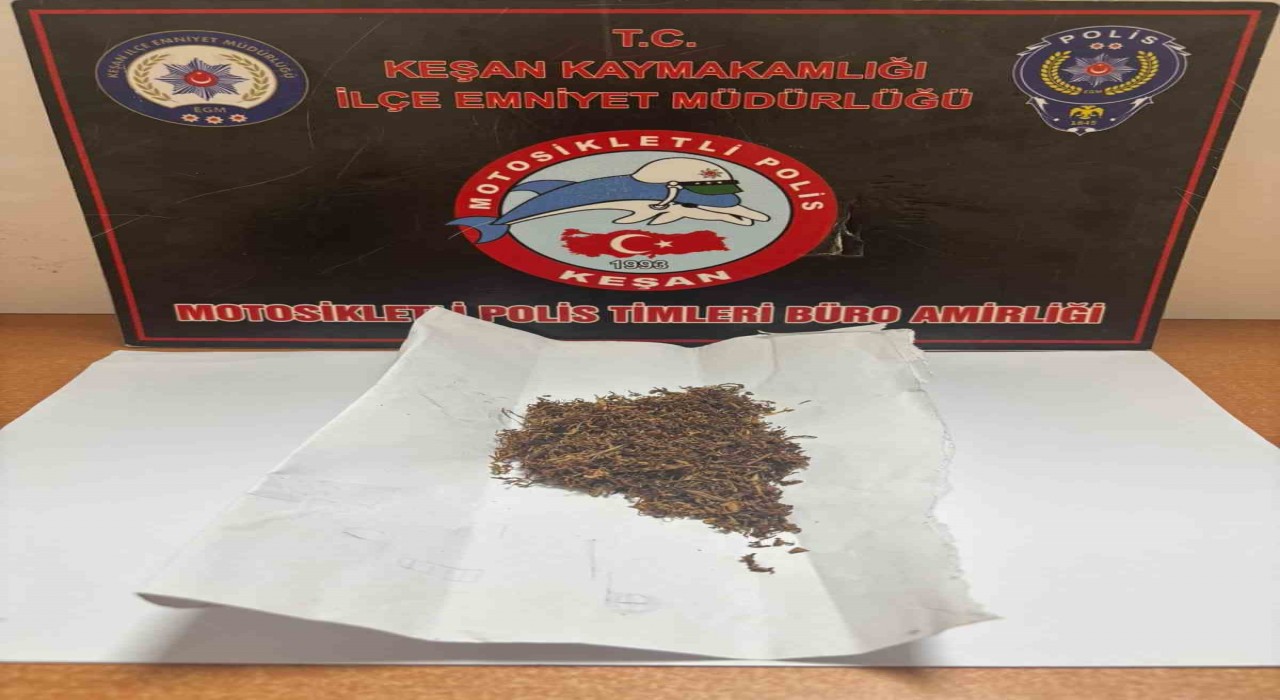 Keşanda polisin durdurduğu 2 şüpheliden uyuşturucu ele geçirildi