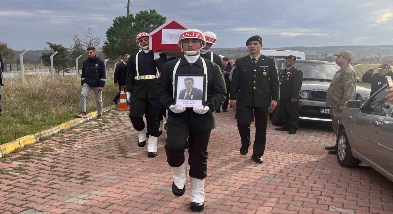 Kıbrıs gazisi son yolculuğuna uğurlandı