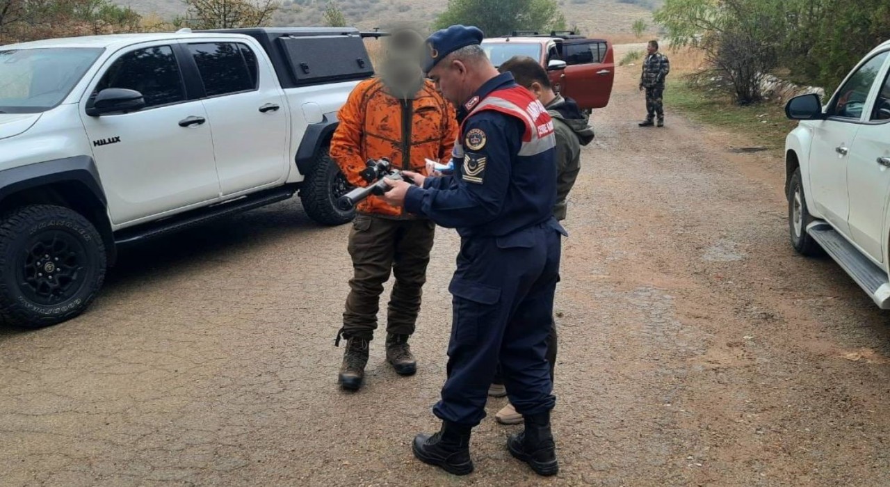 Kırşehirde 4 kaçak avcı yakalandı