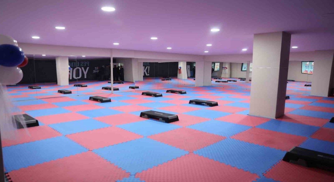 Kış dönemi yetişkin yüzme ve fitness kayıtları başladı