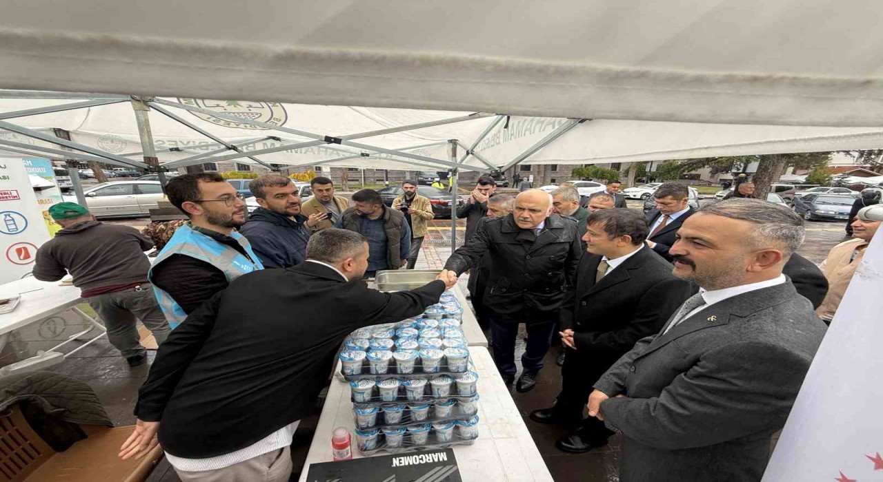 Kızılcahamamdan Gazzeye Kardeşlik Köprüsü yardım sergisi açıldı