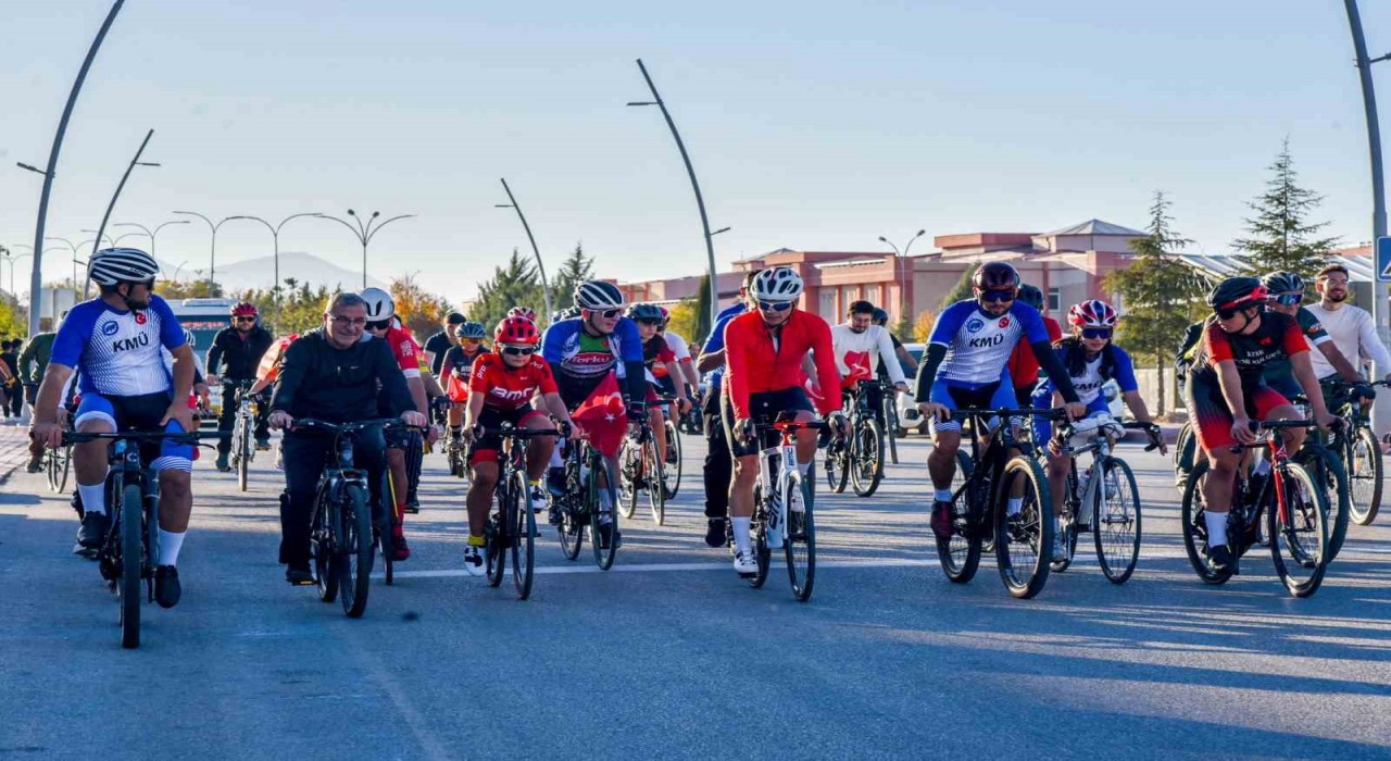 KMÜde Bisikletini Al Gel etkinliği düzenlendi