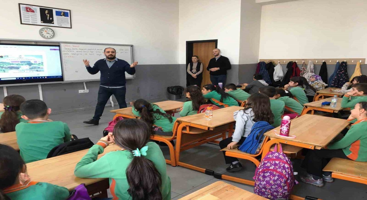 Kocasinan Belediyesi, çevre dostu yarışmalarla duyarlı nesiller yetiştiriyor