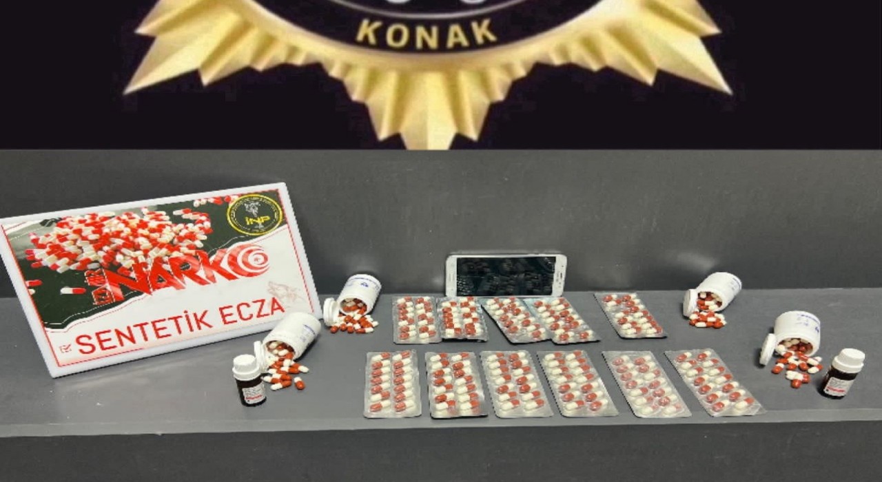 Konakta zehir tacirlerine büyük darbe: 15 tutuklama