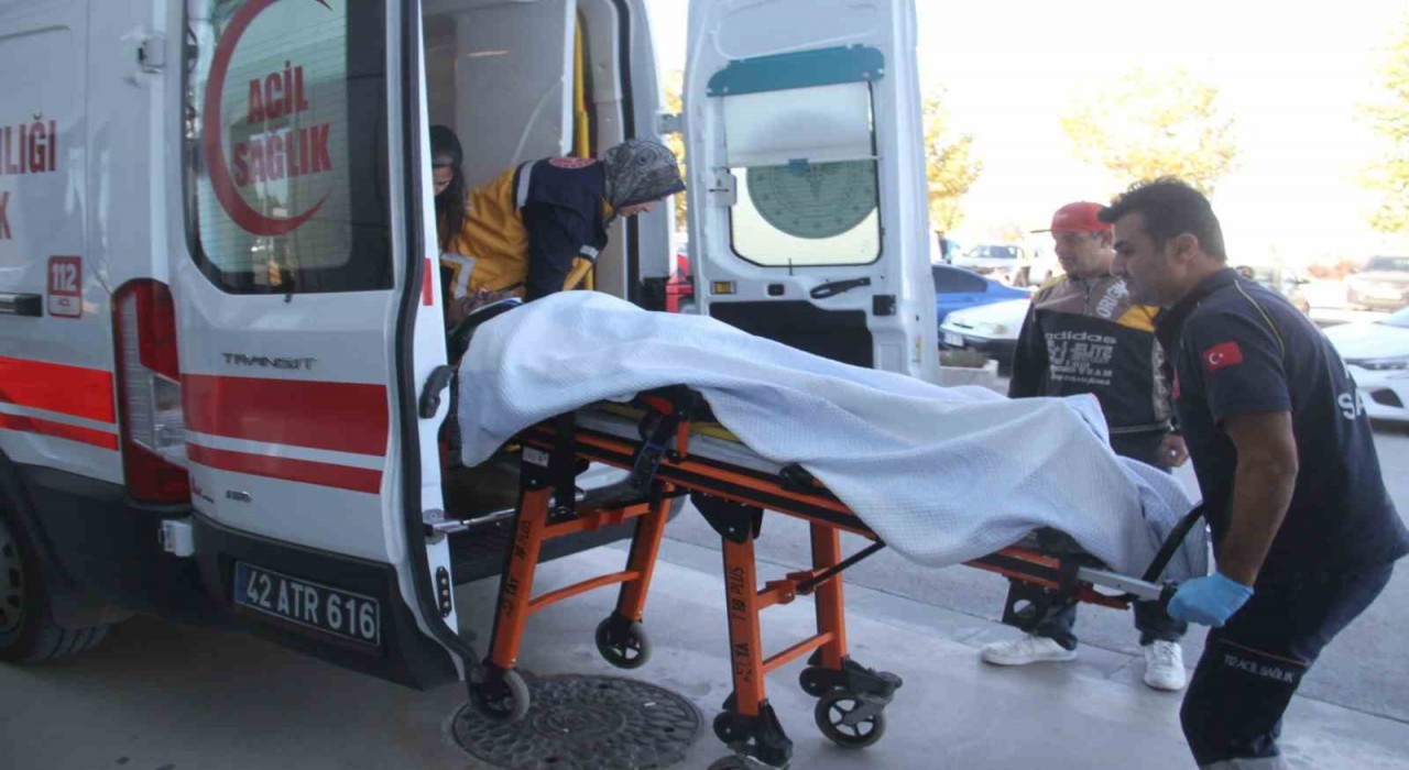 Konyada inşaattan düşen işçi yaralandı