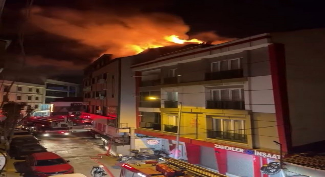 Küçükçekmecede yangın paniği