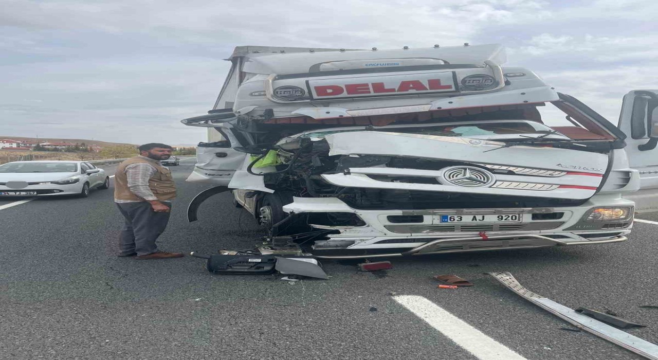 Kuluda tır kazası: 1 yaralı