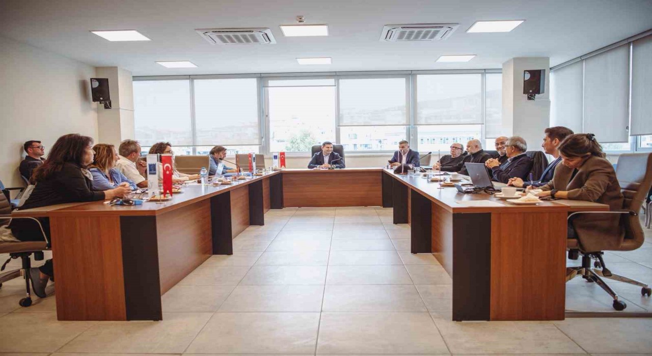 Kuşadasında yeni hizmet binası için ilk jüri toplantısı gerçekleştirildi