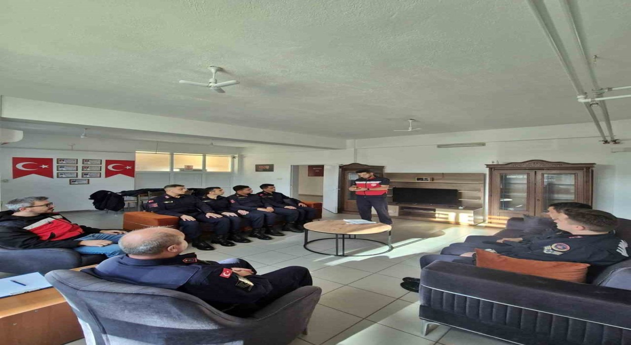 Kütahyada hayvan nakillerinde belge kontrolü ve bilgilendirme çalışmaları