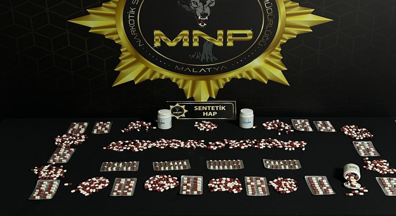 Malatyada 898 adet uyuşturucu hap ele geçirildi: 2 gözaltı