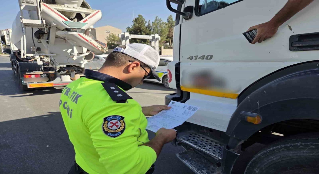 Malatyada hafriyat kamyonlarına sıkı denetim