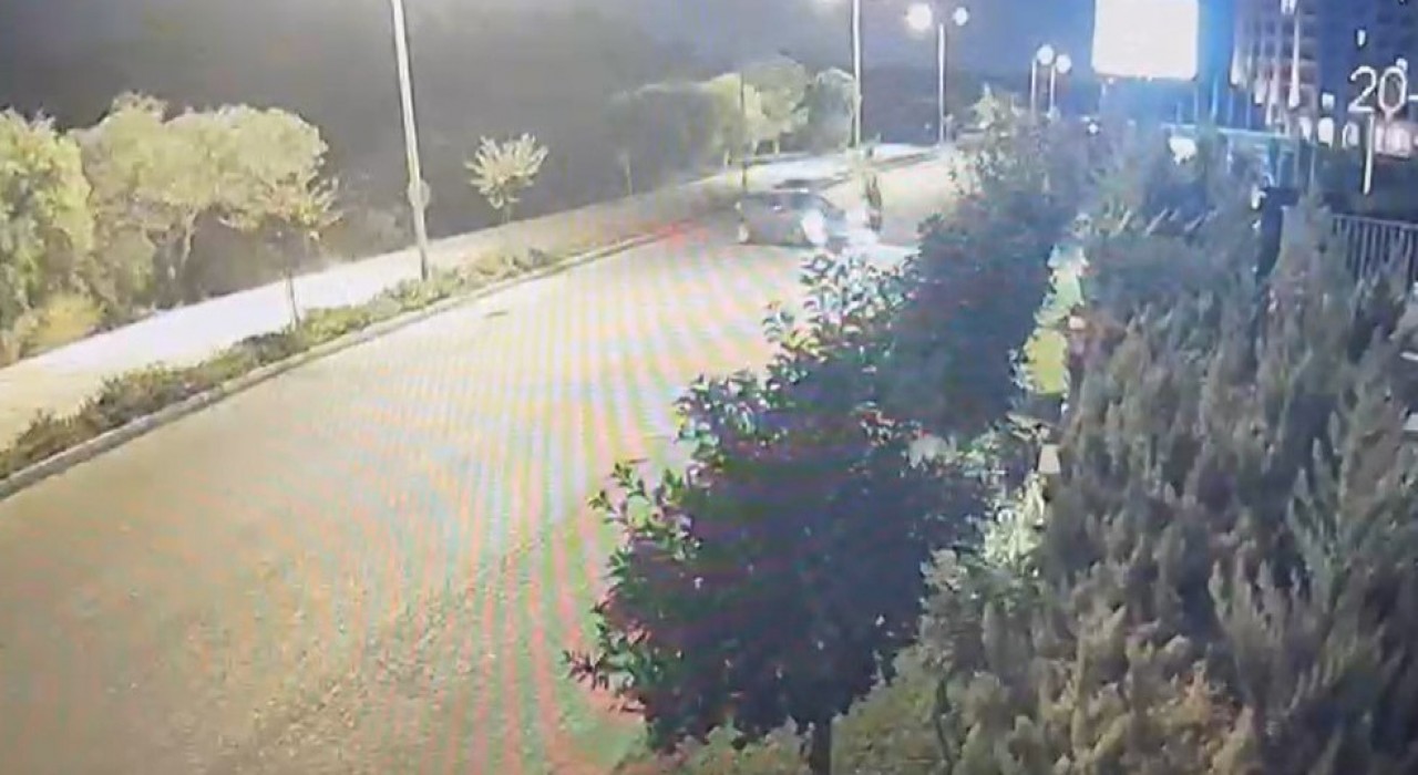 Manavgatta motosiklet U dönüşü yapan otomobile çarptı: 1 yaralı