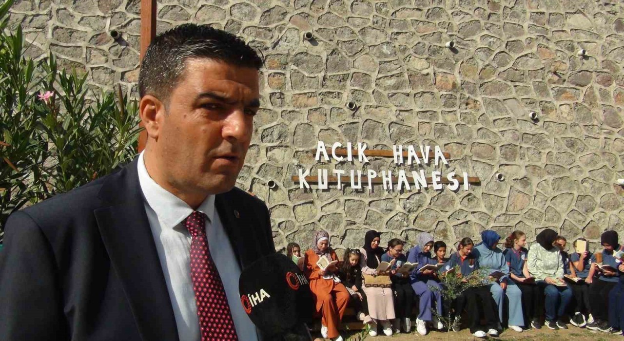 Manisada eğitim doğayla bütünleşti: Telefon yerine kitap, ekran yerine doğa