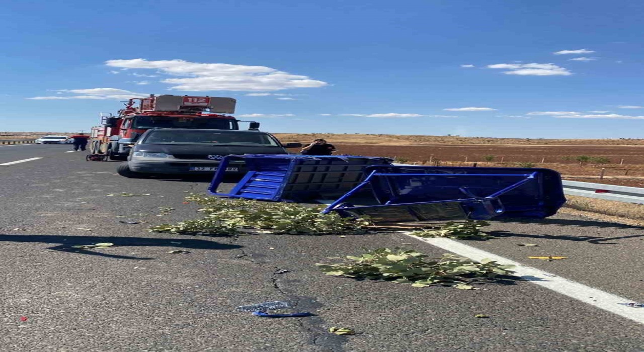 Mardinde otomobil ile motosiklet çarpıştı: 1 ölü, 4 yaralı