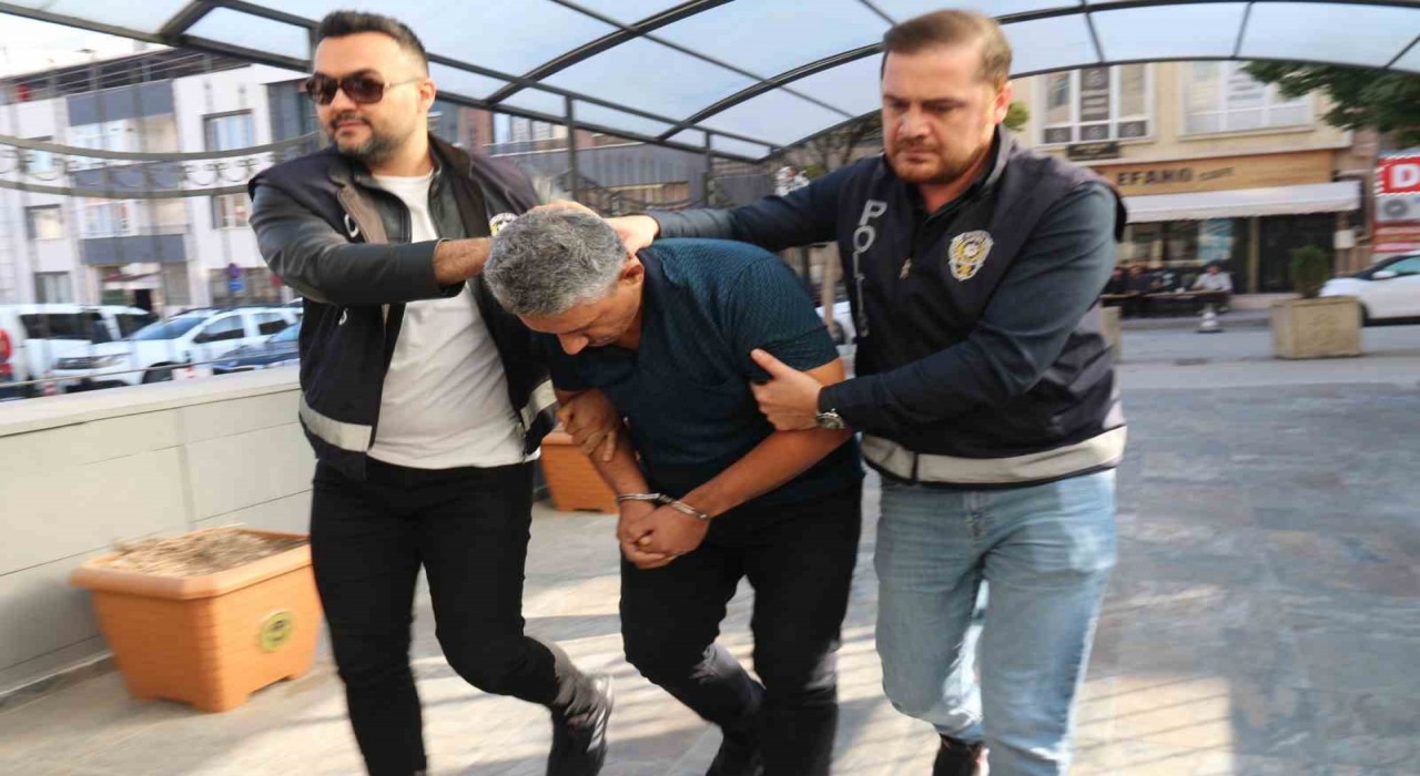 Markette çocuğunu tekmeleyen baba: Ani sinir patlamasıyla vurdum, pişmanım