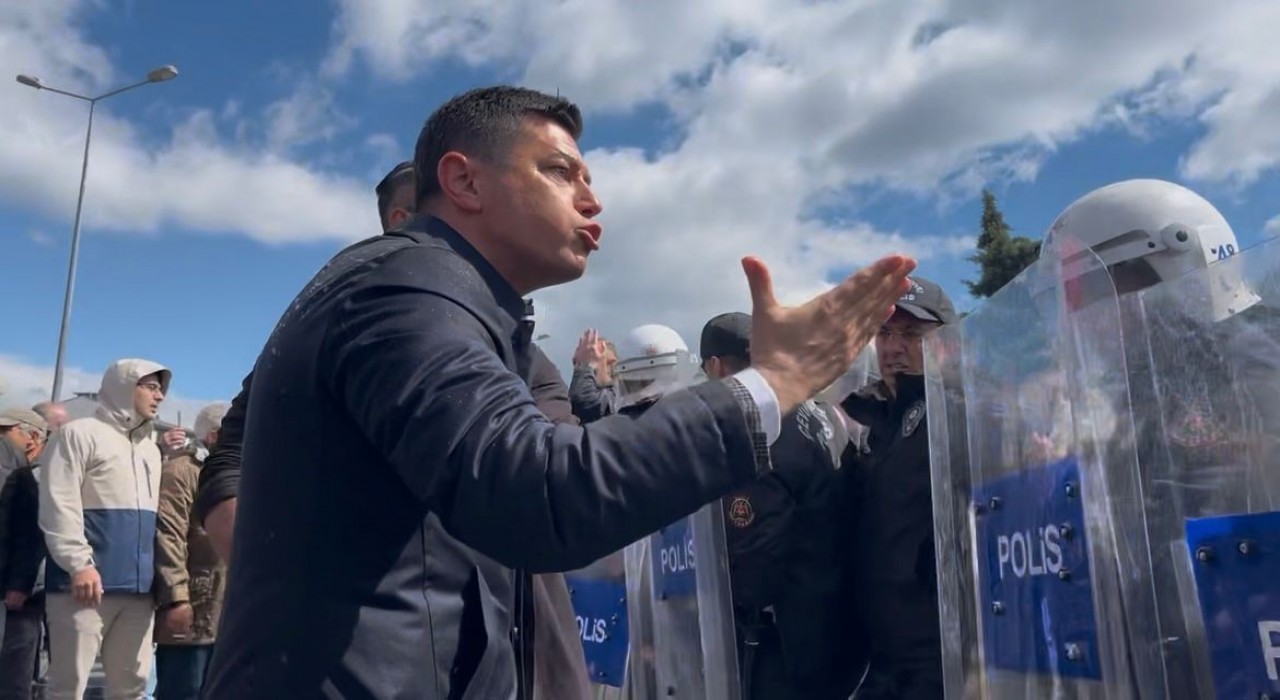 Marmaris Belediye Başkanı Ünlünün yargılandığı dava tekrar ertelendi