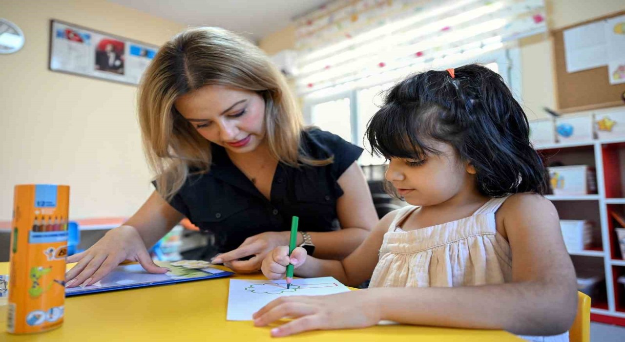 Mersinde otizmli çocuklara 12 bini aşkın ücretsiz seans desteği