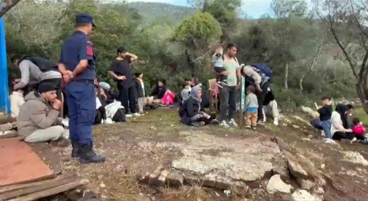 Milasta 33ü çocuk, 74 düzensiz göçmen yakalandı