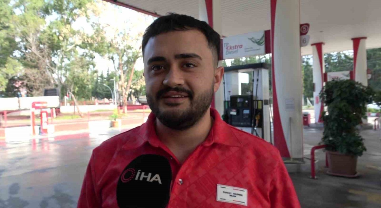 Mizah amaçlı video çekmek isterken 10 TLsini kargaya kaptırdı