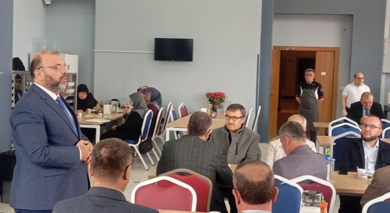 Müftü Açık: Din görevlisinin emeklisi olmaz, o her yaşta hizmete devam eder