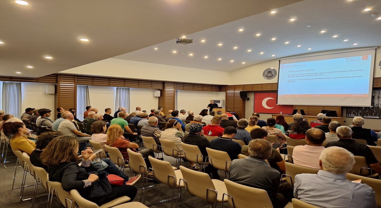 Muğlada budama eğitimleri hız kesmiyor